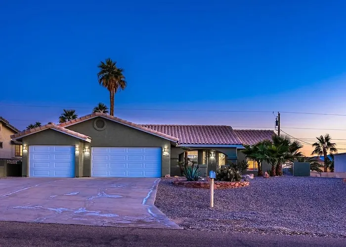 Fabulous Havasu Family Private Pool Hot Tub Lake Havasu City