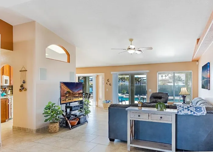 Holiday home Fabulous Havasu Family Private Pool Hot Tub *